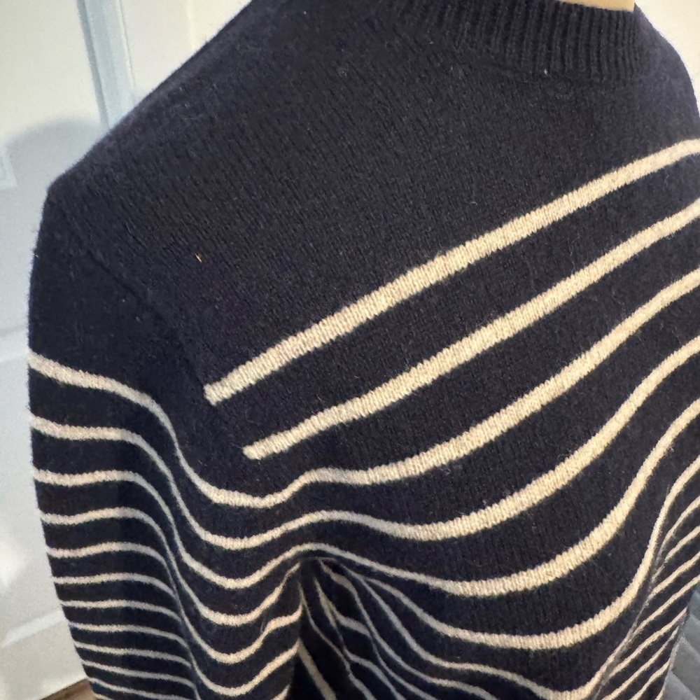 NWT J CREW WOOL SWEATER - Picture 2 of 8